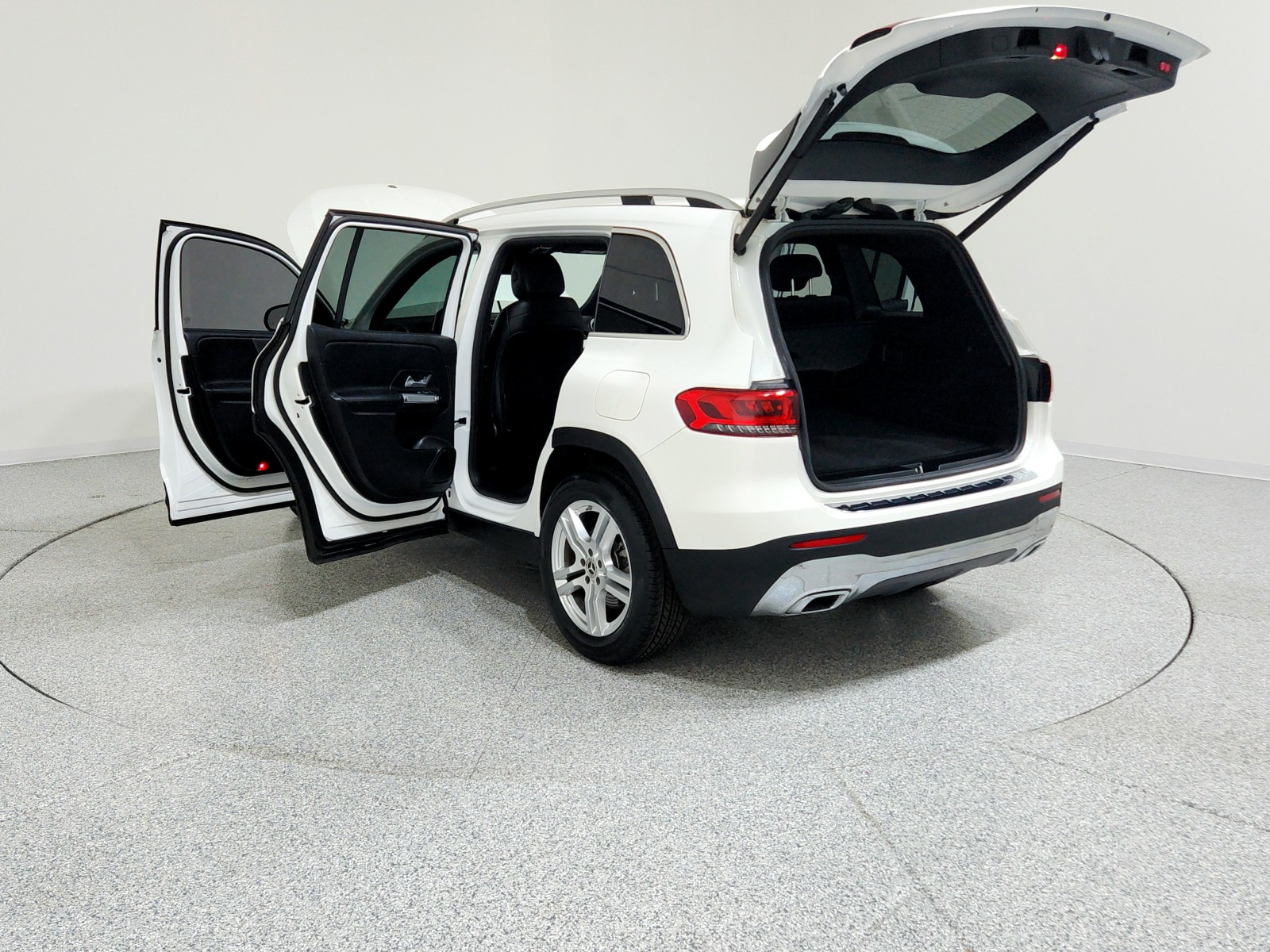 2021 Mercedes Benz GLB 250 photo 19