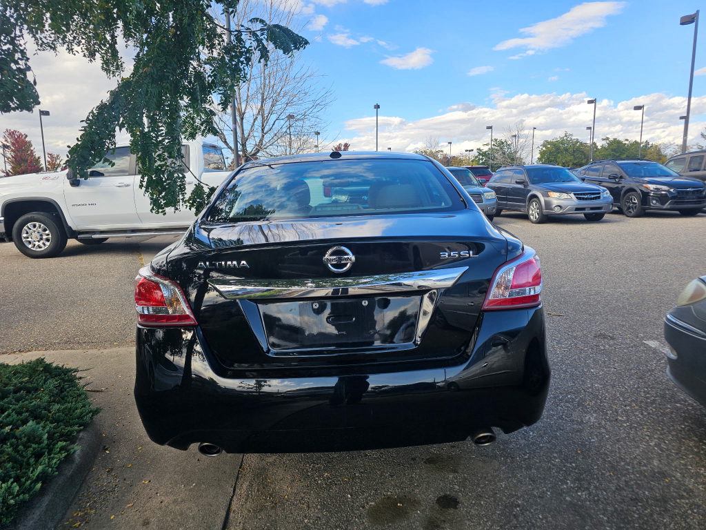 2013 Nissan Altima 3.5 SL photo 2