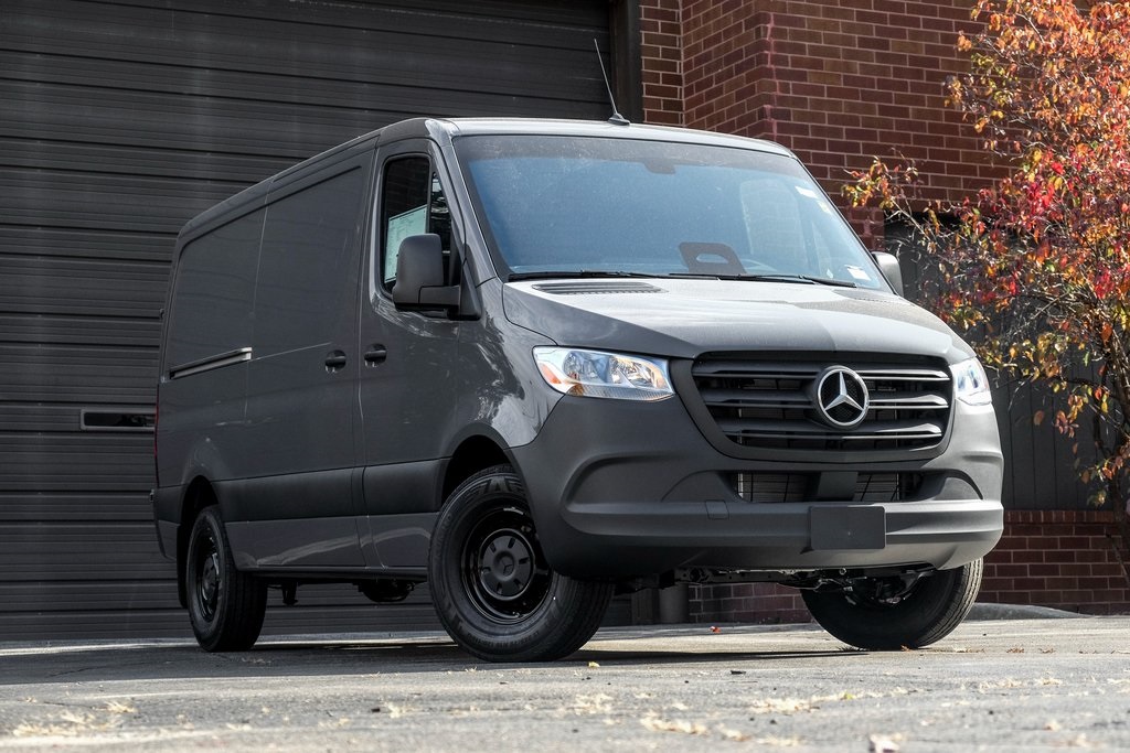 2026 Mercedes-Benz Sprinter Cargo Van Base's photo