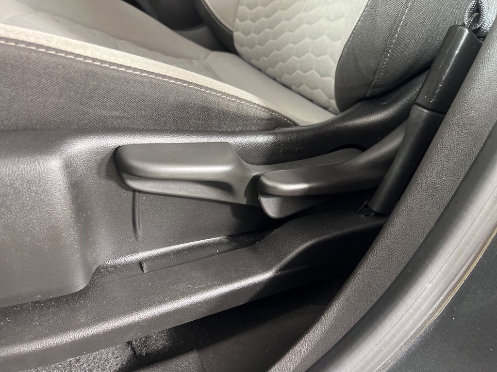 2019 Chevrolet Equinox LS photo 15