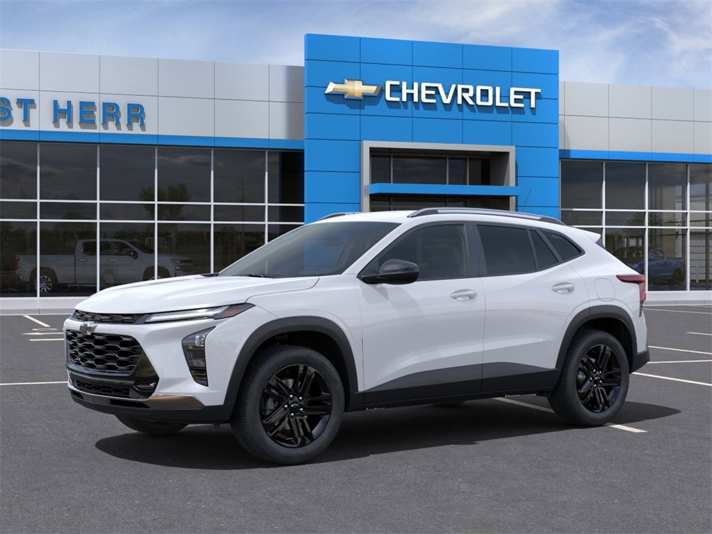 2025 Chevrolet Trax ACTIV photo 2
