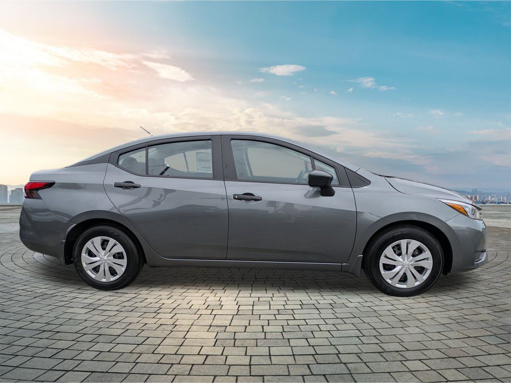 2025 Nissan Versa S photo 2