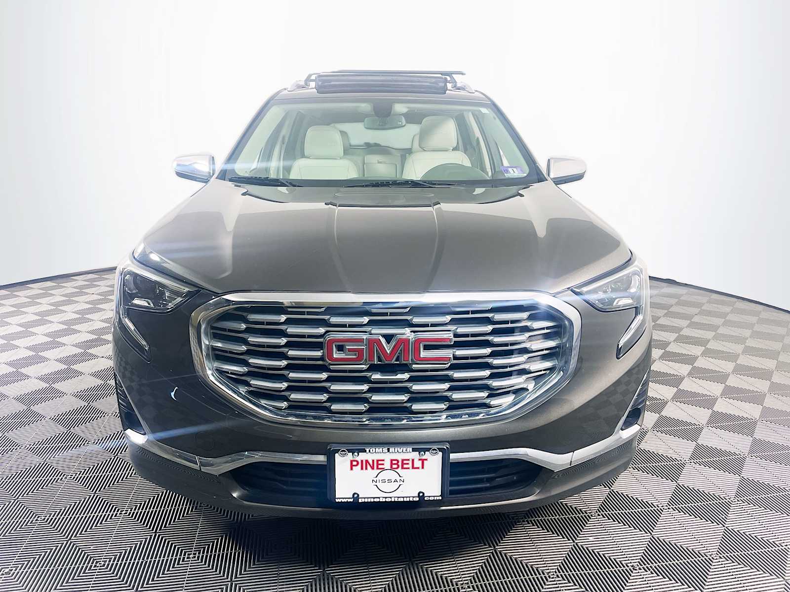 2019 Gmc Terrain Denali photo 2