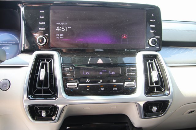 2023 Kia Sorento SX photo 14