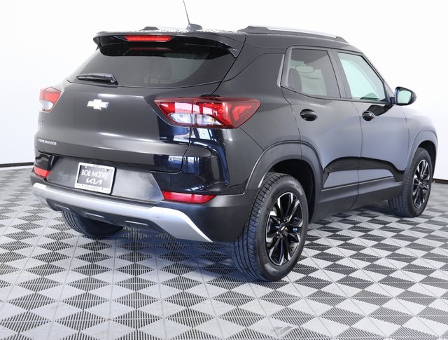 2023 Chevrolet Trailblazer LT photo 3