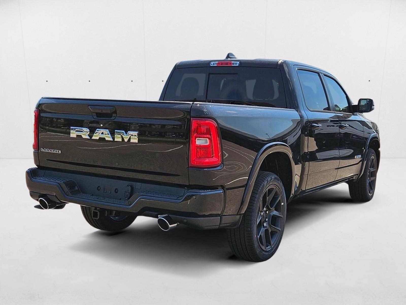 2026 Ram 1500 Laramie photo 2