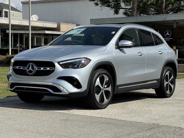 2025 Mercedes Benz GLA 250 photo 2