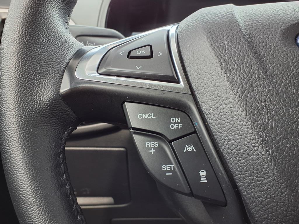 2024 Ford Edge SEL photo 19