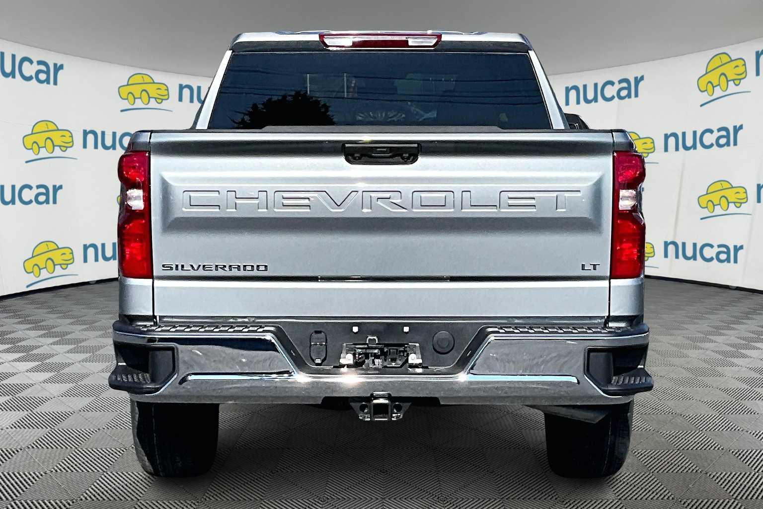 2025 Chevrolet Silverado 1500 LT photo 5