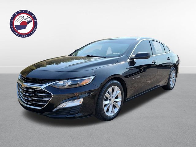 2020 Chevrolet Malibu photo 2