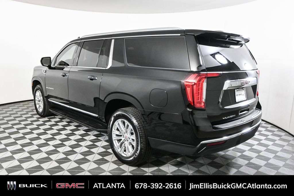 2021 Gmc Yukon XL SLT photo 3
