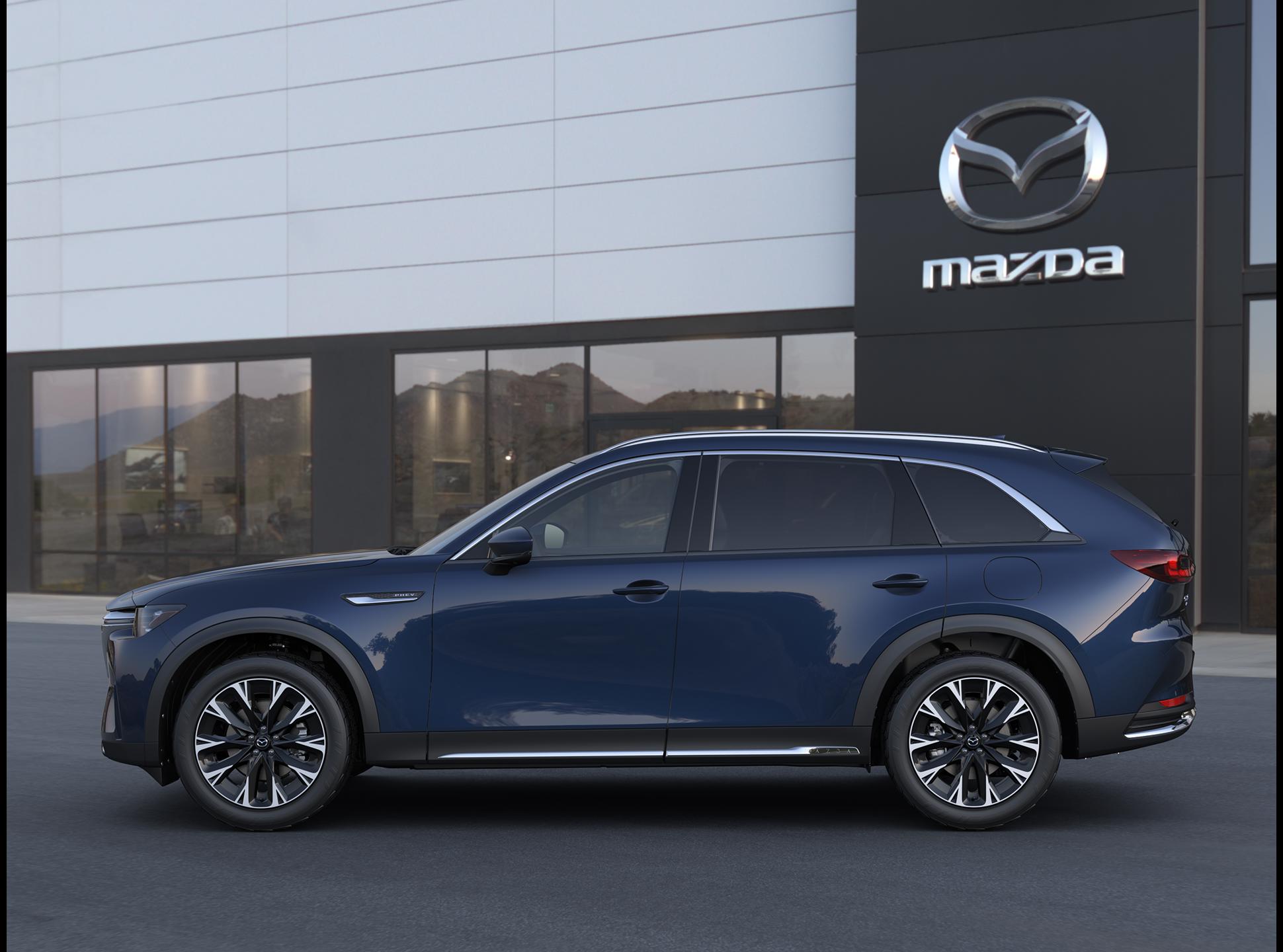 2025 Mazda CX-90 Premium Plus photo 3