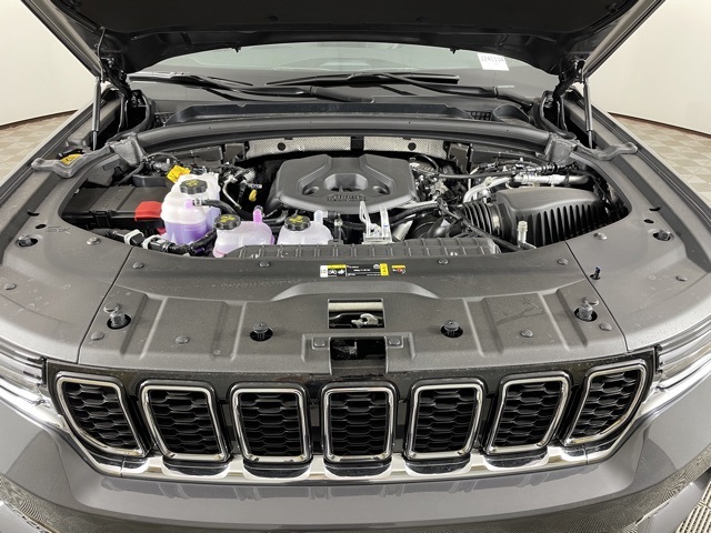 2024 Jeep Cherokee Base photo 43
