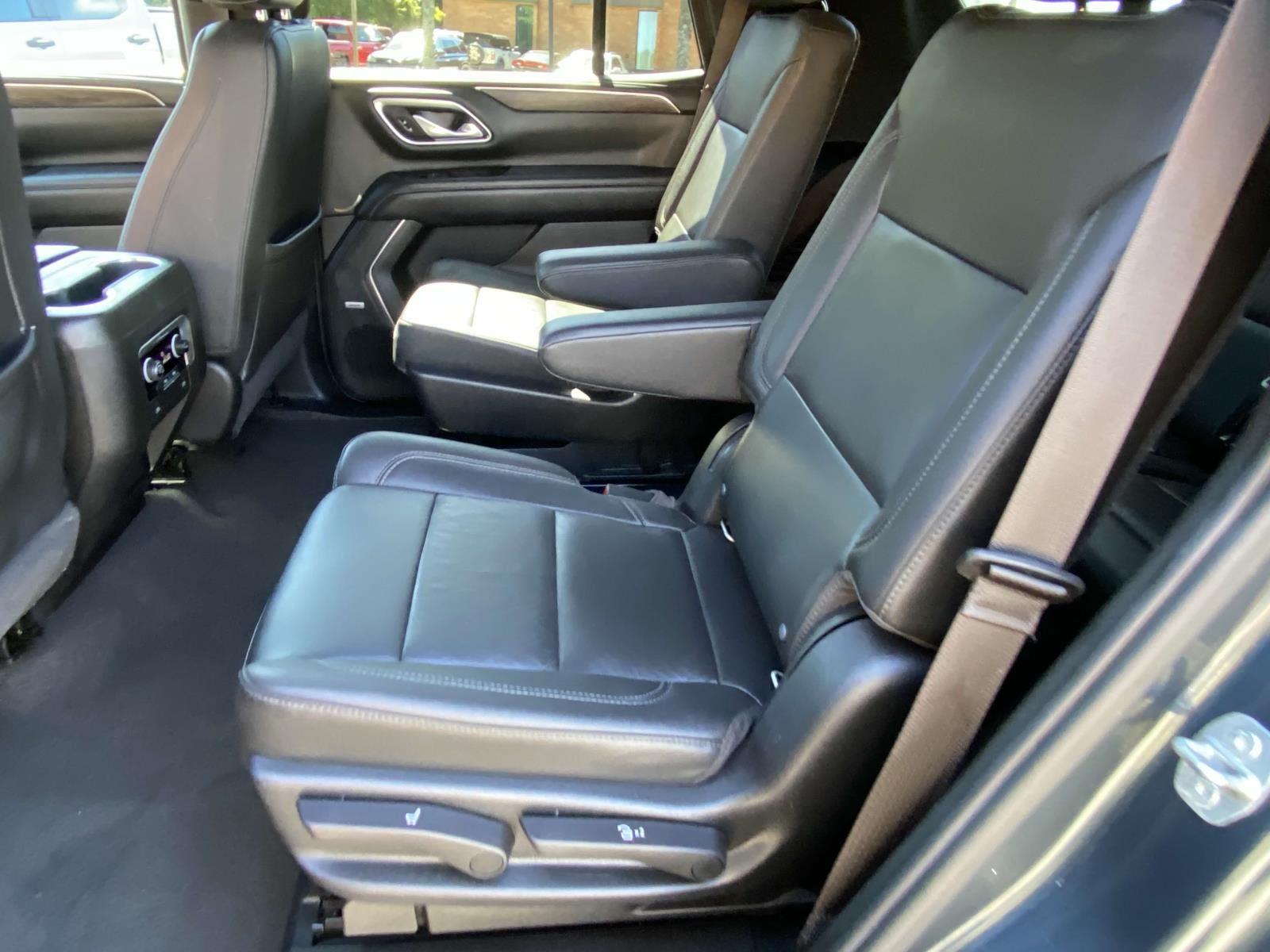 2021 Chevrolet Tahoe LT photo 4