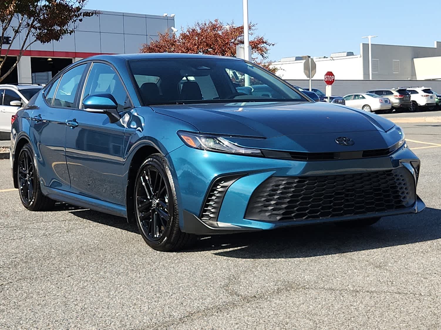 2025 Toyota Camry SE photo 2