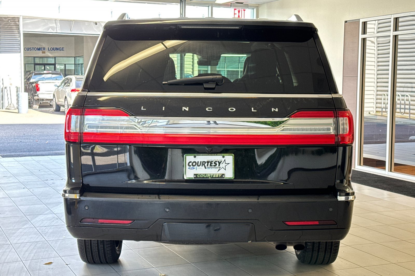 2019 Lincoln Navigator L Reserve photo 4