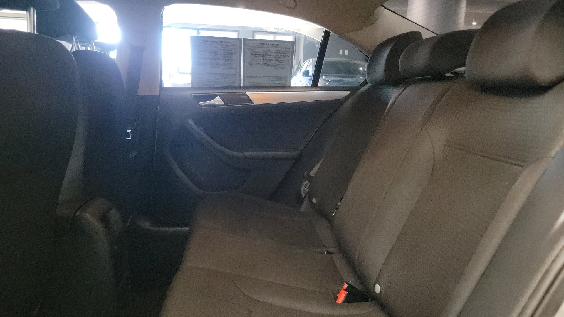 Used 2015 Reflex Silver Metallic Volkswagen 1.8T SE image 14