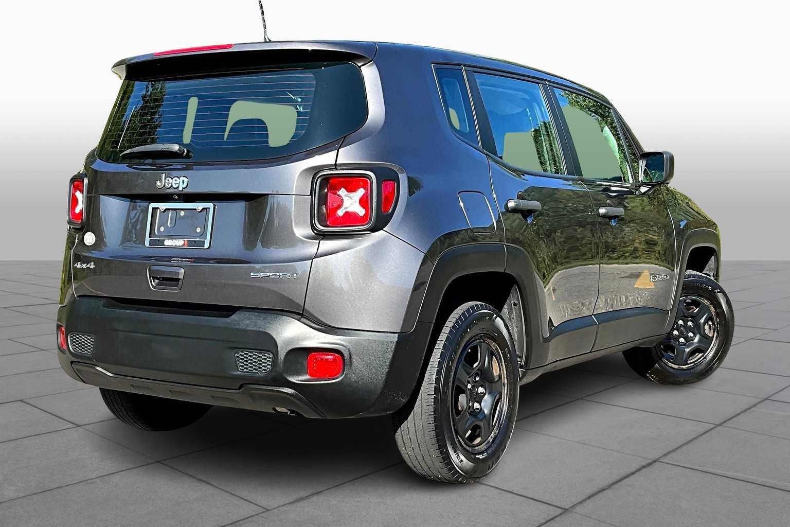 2021 Jeep Renegade Sport photo 10