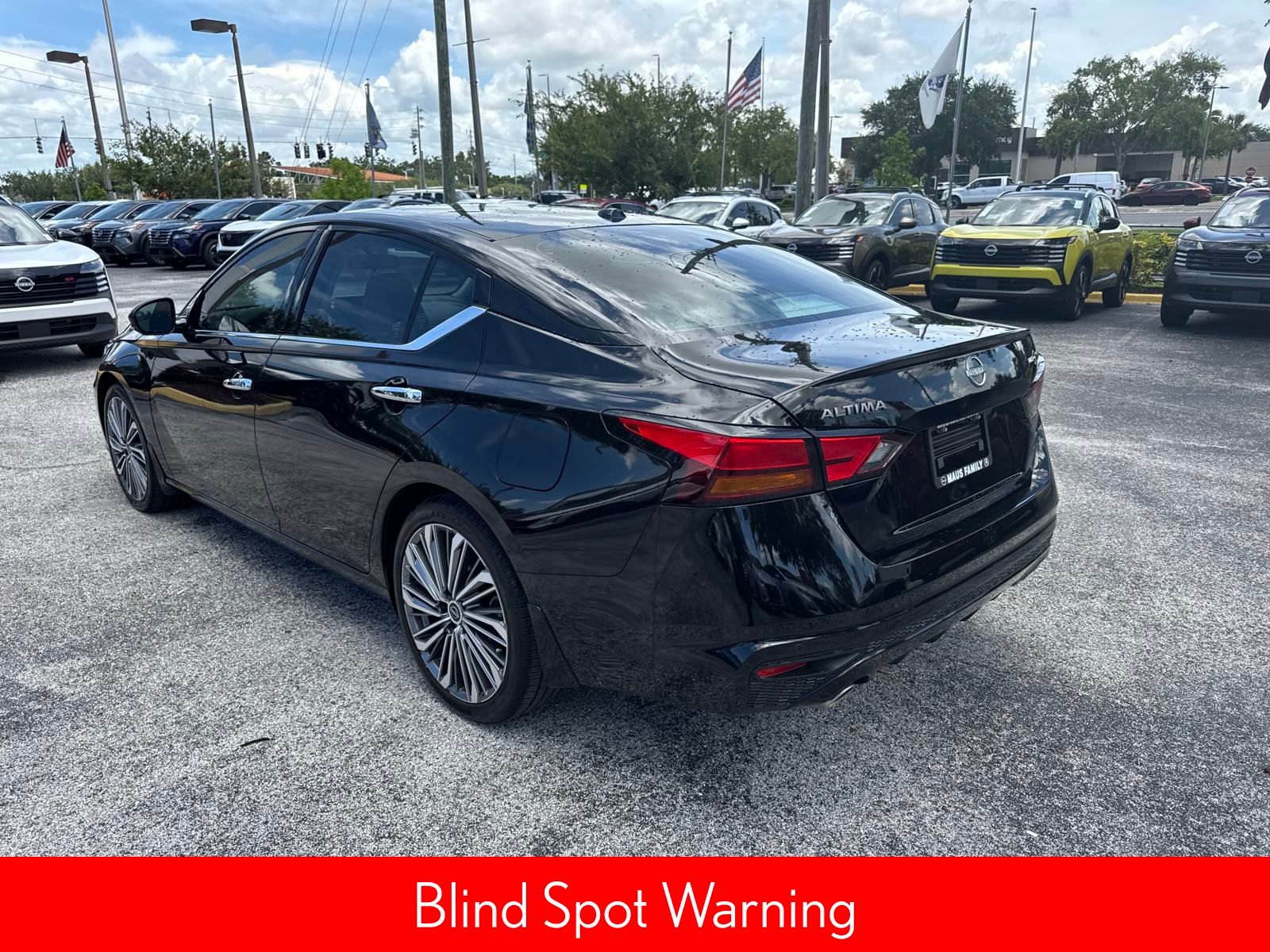 2024 Nissan Altima 2.5 SL photo 8