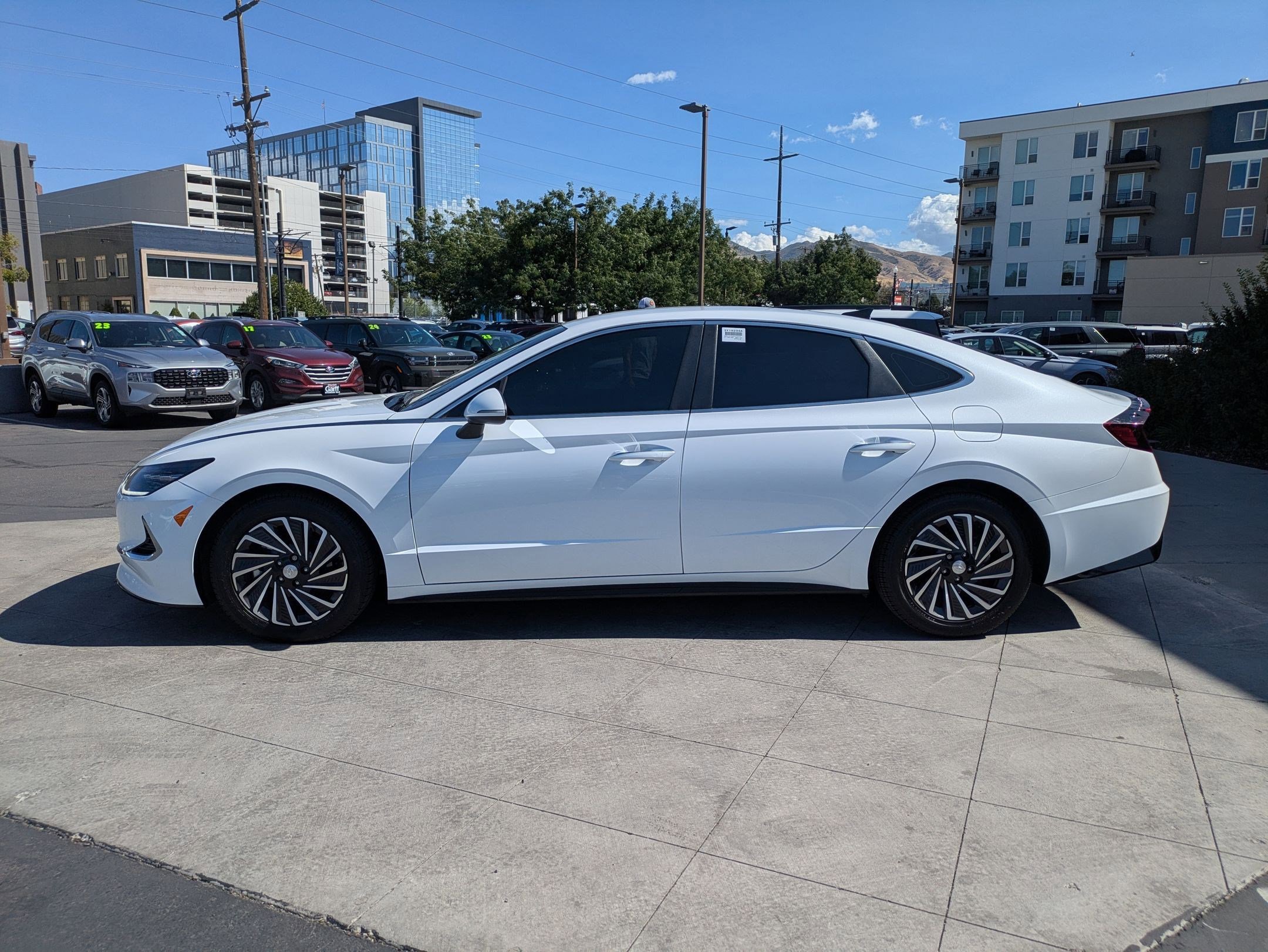 2023 Hyundai Sonata Hybrid SEL photo 5