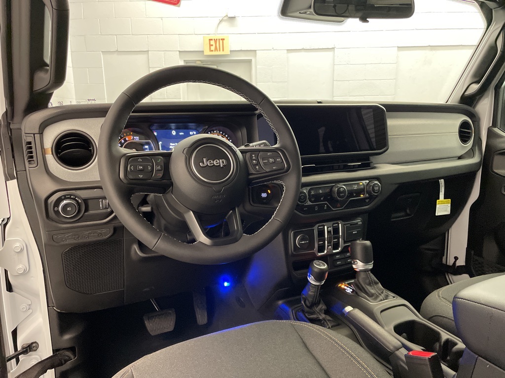 2025 Jeep Wrangler Sport S photo 7