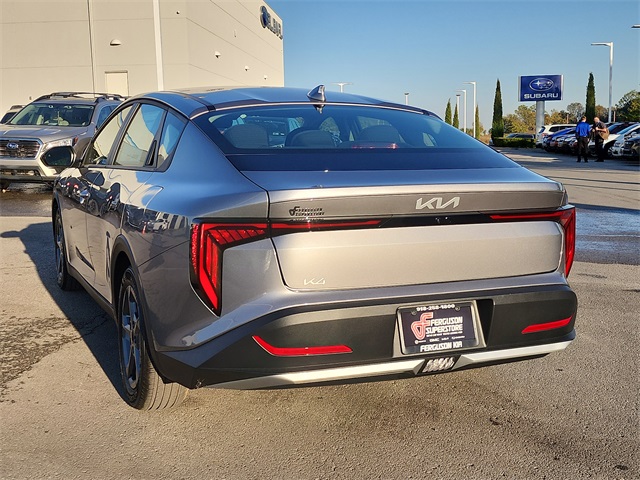 2025 Kia K4 LXS photo 3