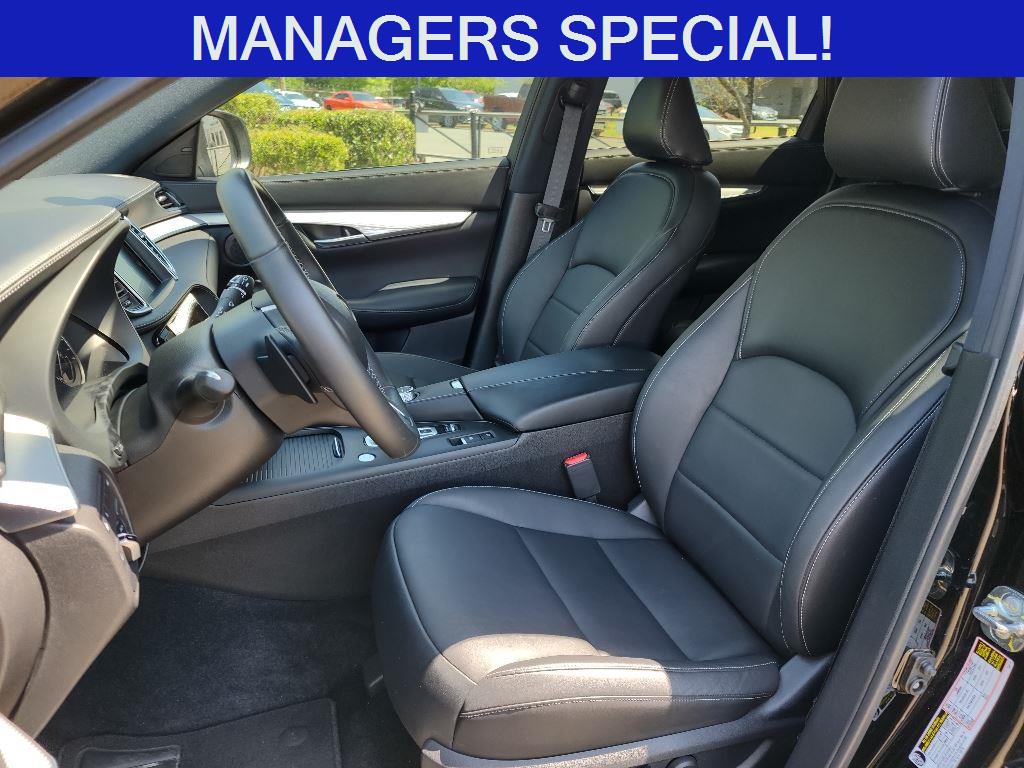 2021 Infiniti QX50 Luxe photo 2