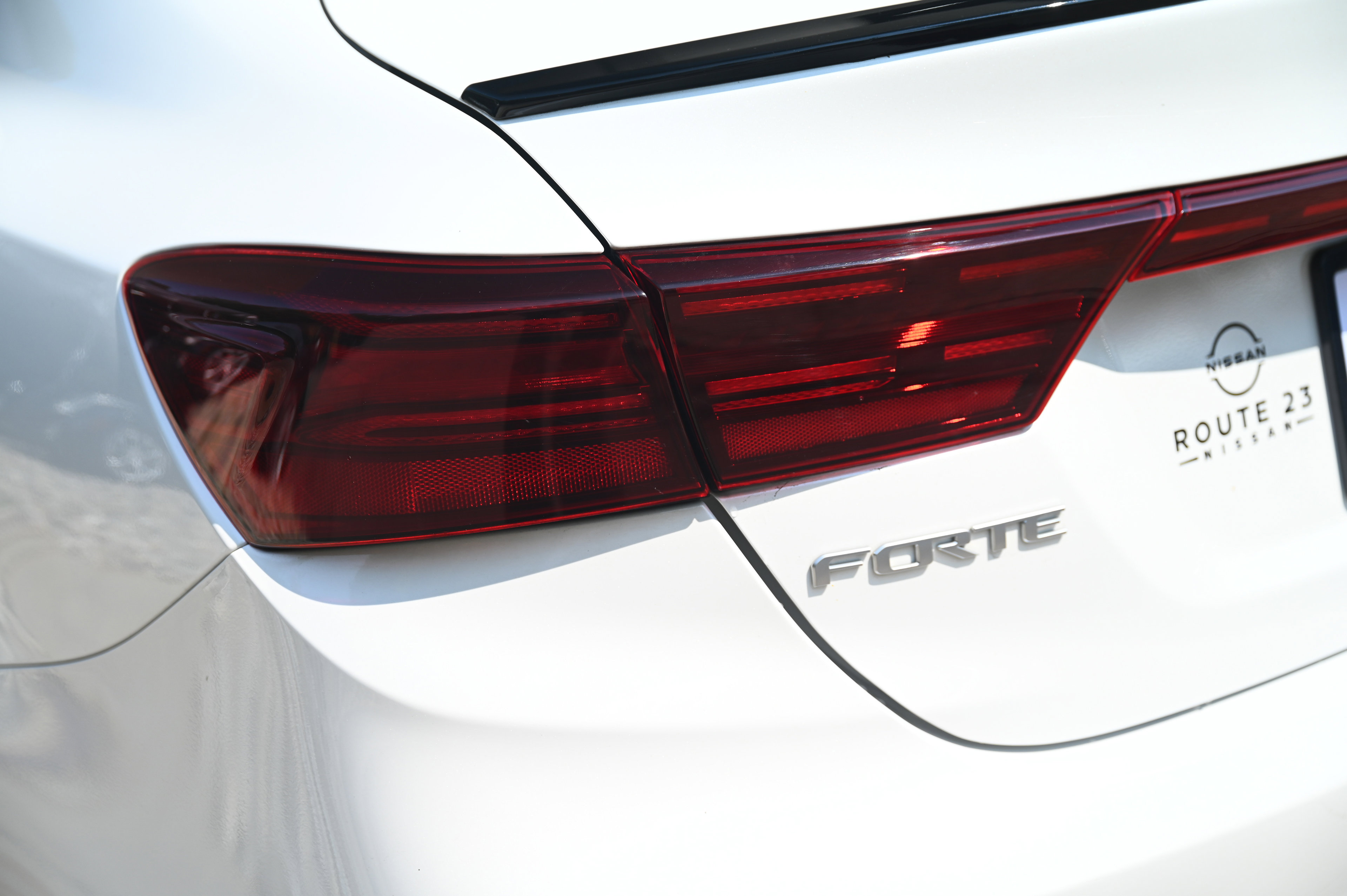 2023 Kia Forte GT-Line photo 12