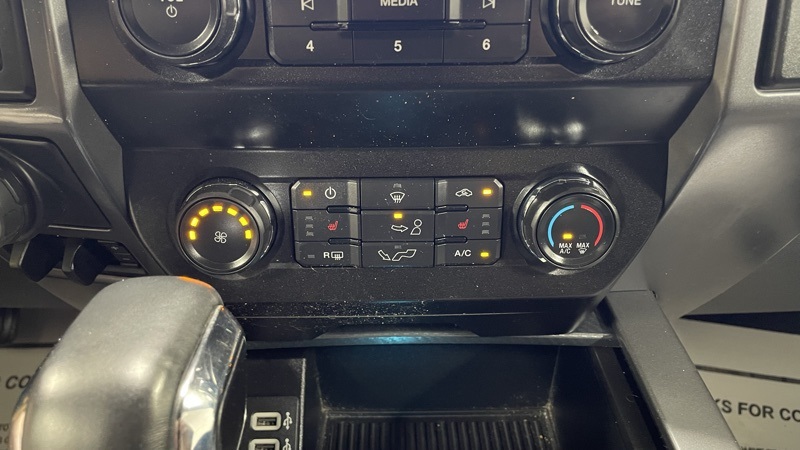 2020 Ford F-150 XLT photo 21