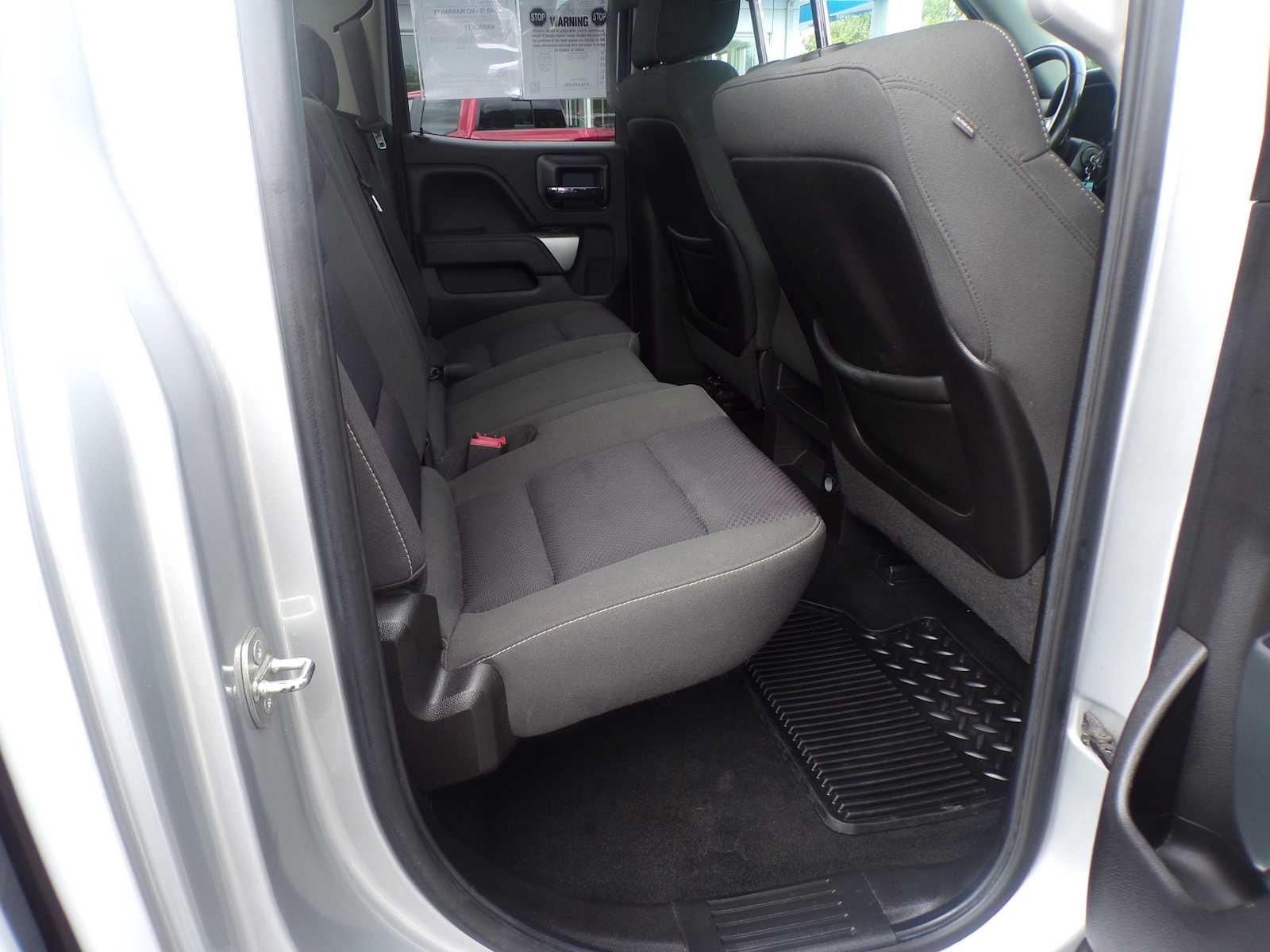 2015 Chevrolet Silverado 1500 LT photo 16