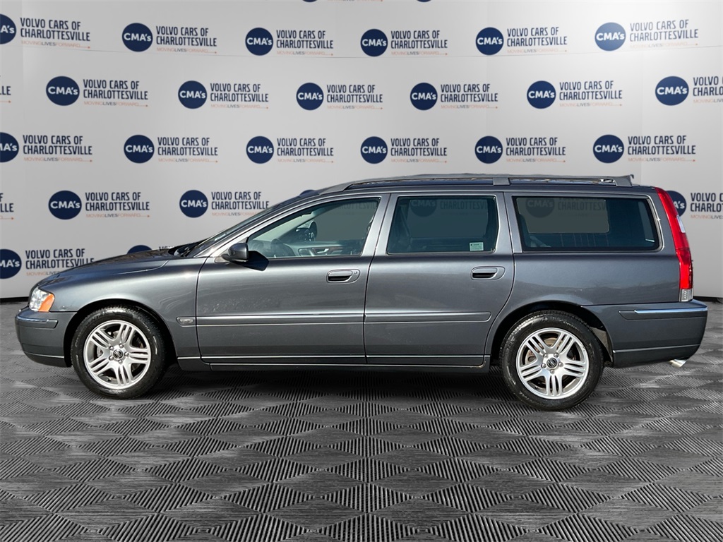 Used 2006 Volvo V70 2.5T with VIN YV1SW592562531579 for sale in Charlottesville, VA