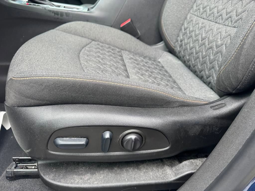 2022 Chevrolet Equinox LT photo 12