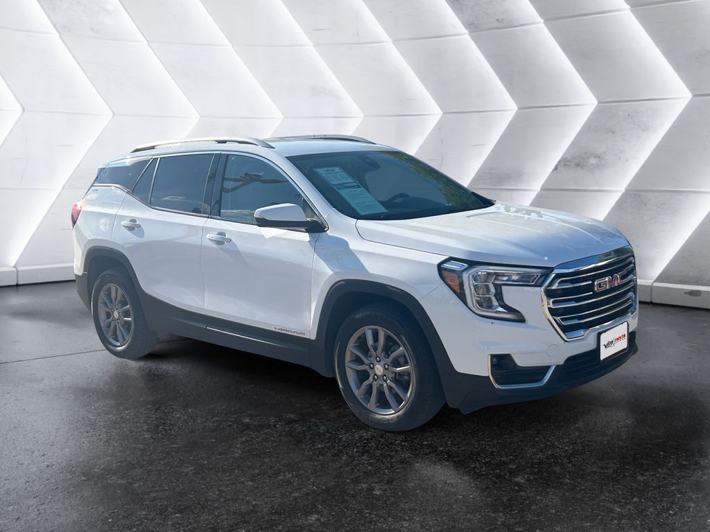 2024 Gmc Terrain SLT photo 3