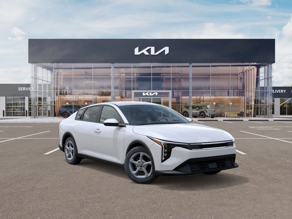 2025 Kia K4 LXS photo 7