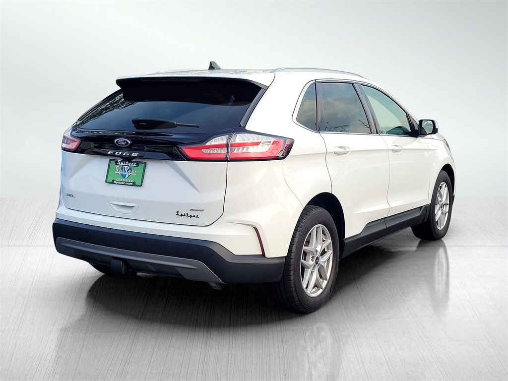 2021 Ford Edge SEL photo 5