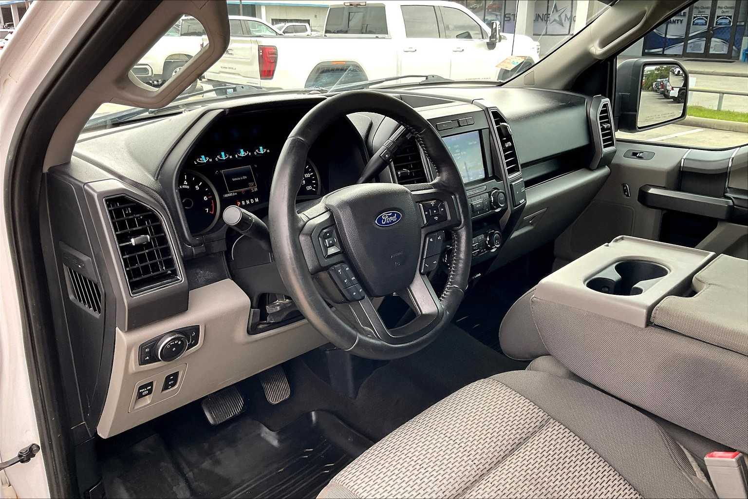 2020 Ford F-150 XLT photo 31