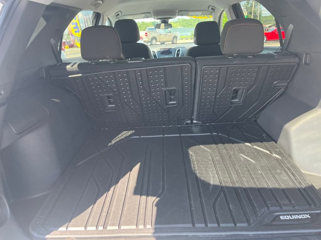 2023 Chevrolet Equinox LT photo 24