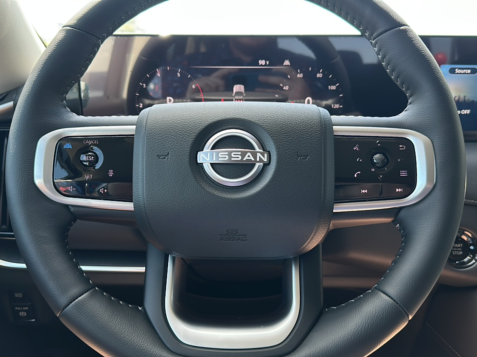 2025 Nissan Armada SV photo 10