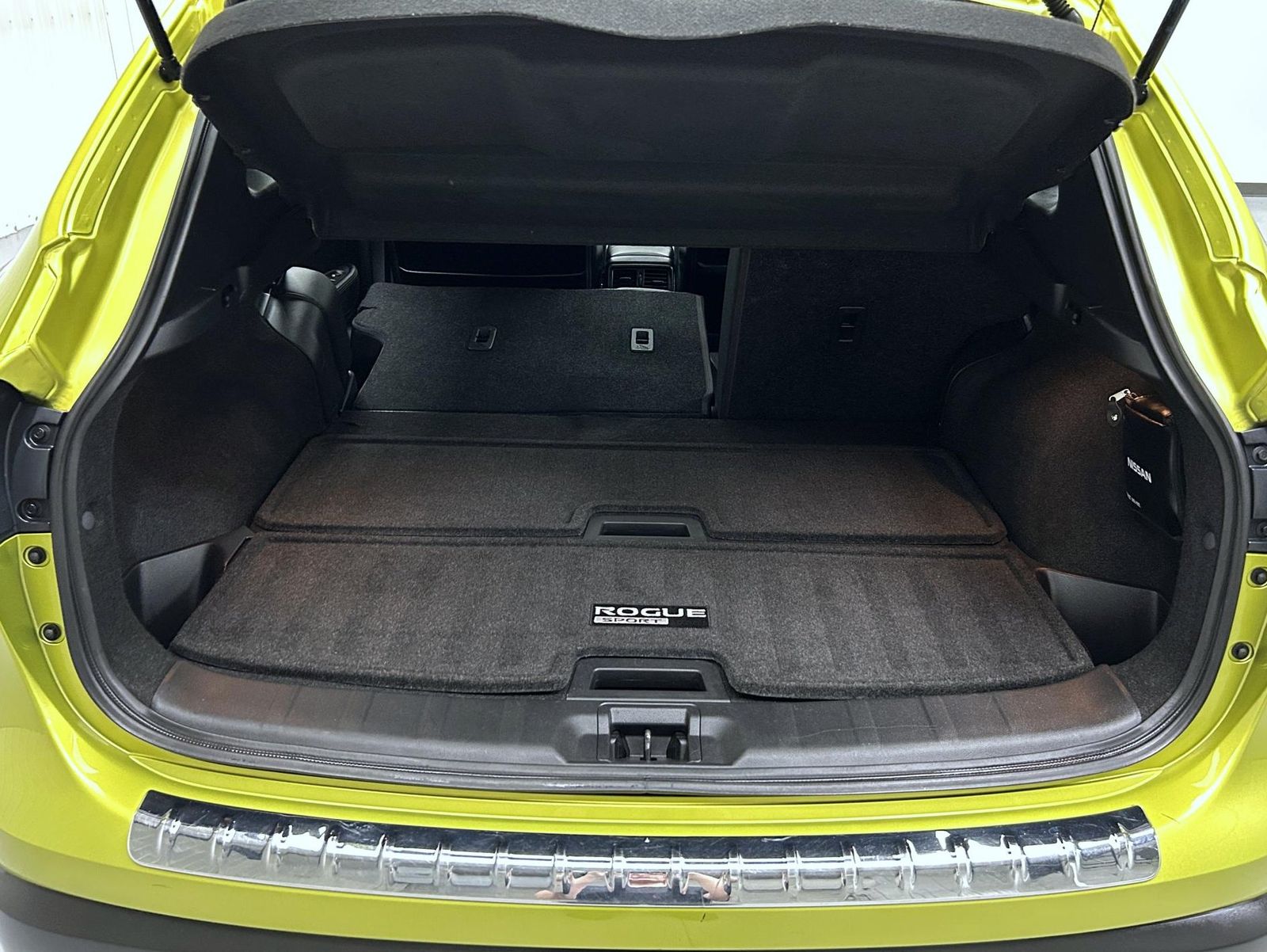 2021 Nissan Rogue Sport SL photo 19