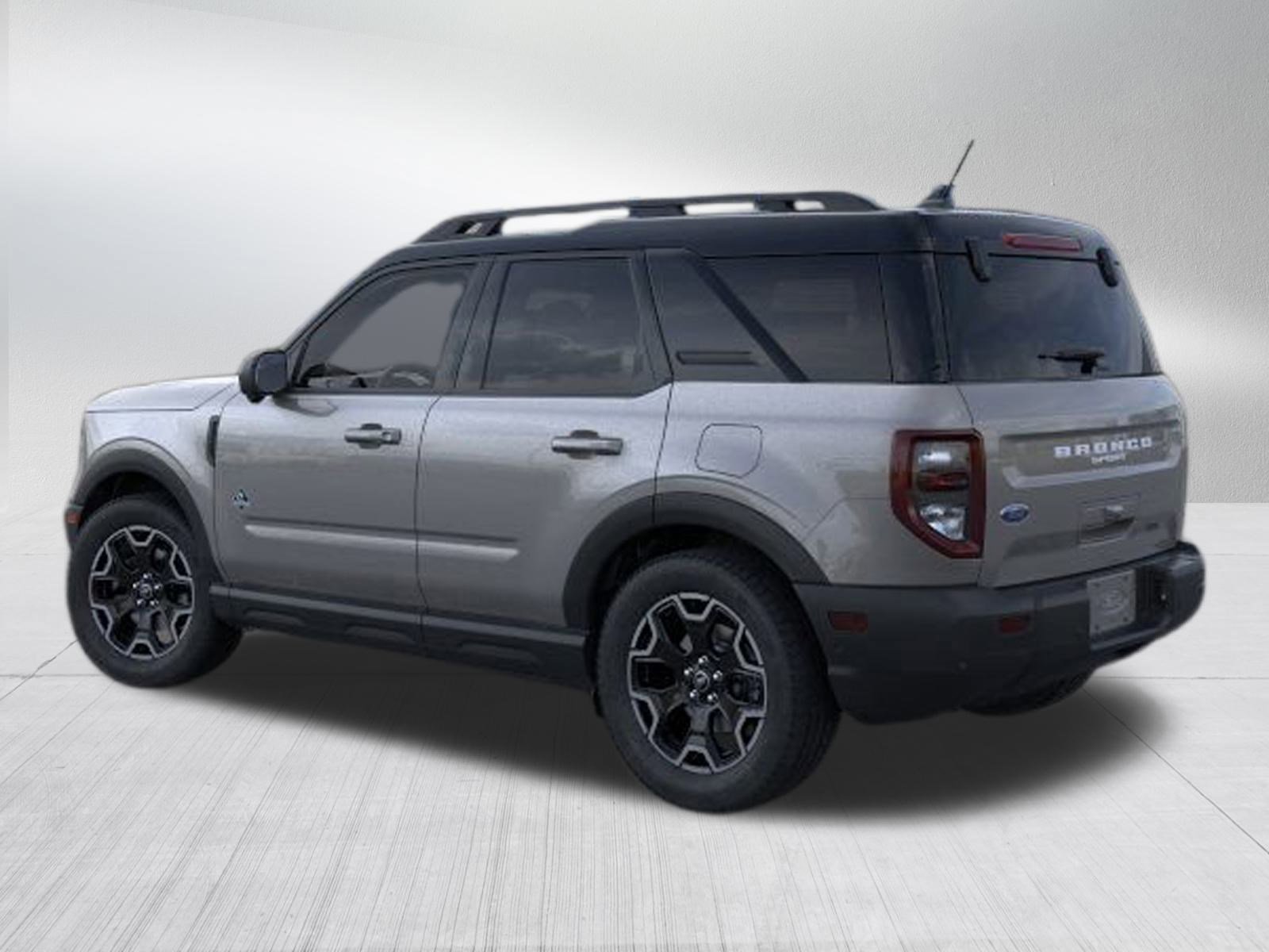 2025 Ford Bronco Sport Outer Banks photo 3