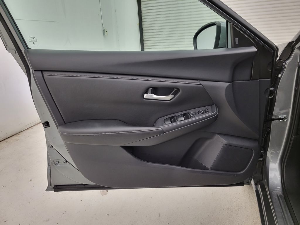 2024 Nissan Sentra SV photo 21