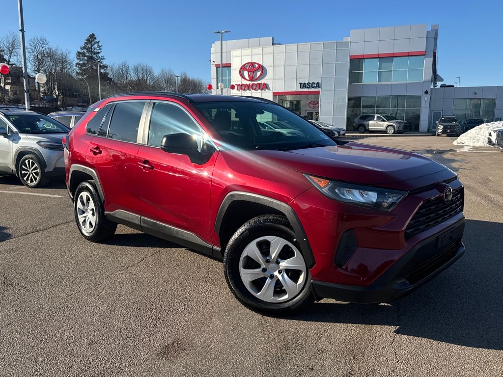 2020 Toyota RAV4 LE