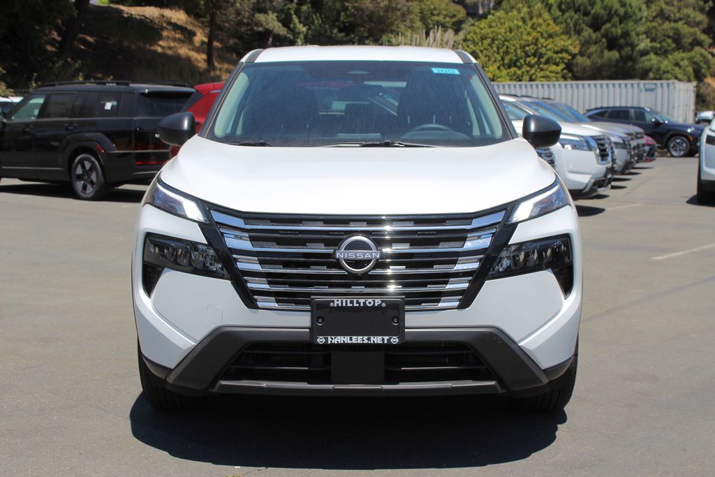 2025 Nissan Rogue S photo 3