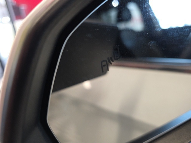 2023 Volkswagen Taos SEL photo 28