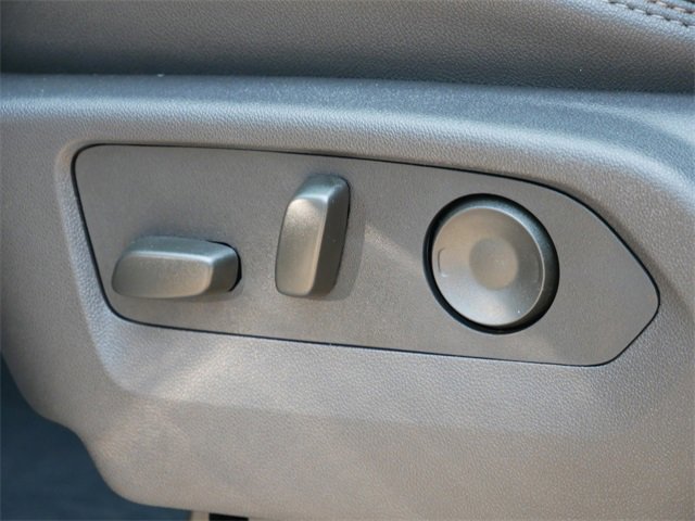2025 Chevrolet Silverado 3500HD High Country photo 11