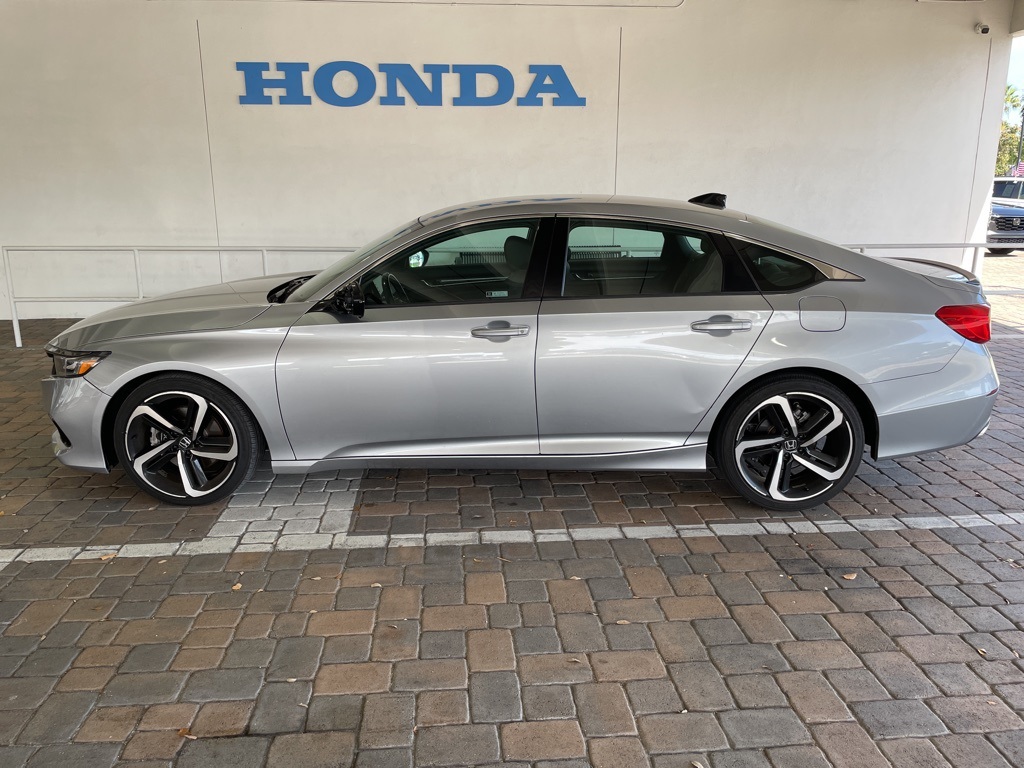 2021 Honda Accord Sport photo 2