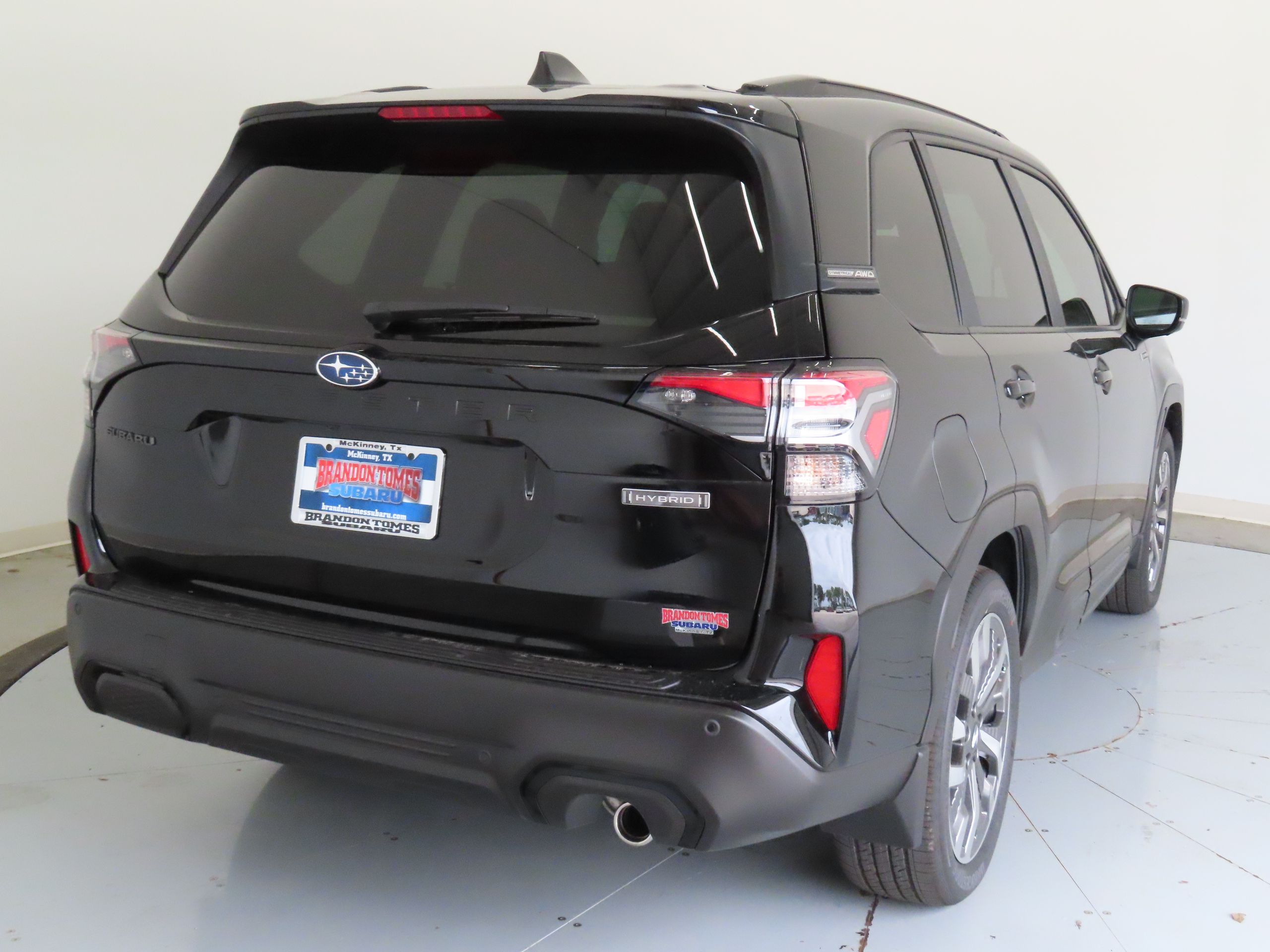 2025 Subaru Forester Touring photo 3
