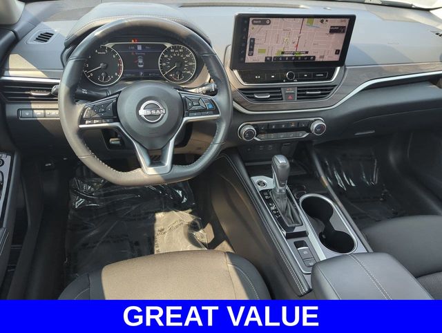 2023 Nissan Altima 2.5 SV photo 17