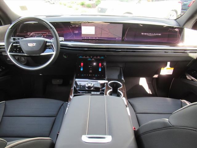2026 Cadillac Escalade Luxury photo 9