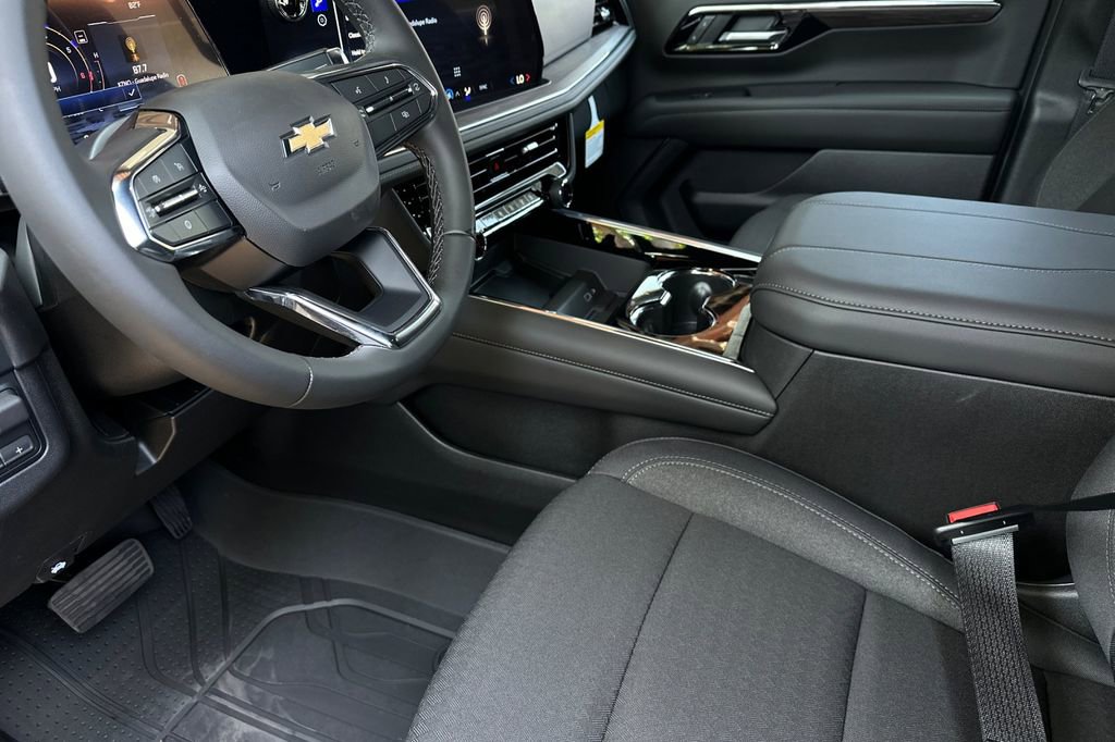 2025 Chevrolet Tahoe LS photo 10
